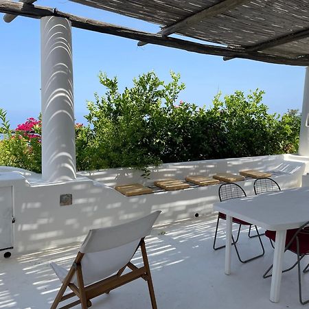 Limoneto Leilighet Stromboli Eksteriør bilde
